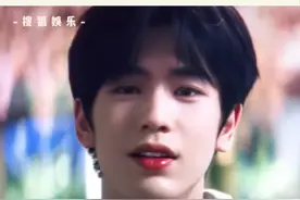 #被张凌赫身高对比震惊到 被190的何医生迷的神魂颠倒🤤#张凌赫 #何苏叶 #爱你 #张凌赫身高