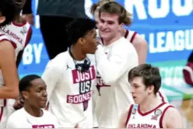 美高四星高中生觉得柯冉钢蛋谁更强#柯冉 #钢蛋 #篮球 #nba #美高