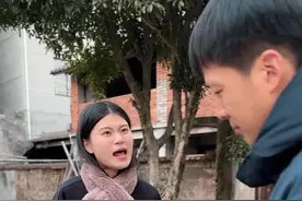 前女友瞒生娃四年，男子现身争抚养权 #抚养权 #情感 #奇葩事视频封面