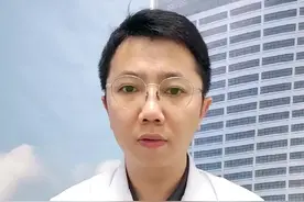 硝苯地平缓释片的副作用有哪些 硝苯地平缓释片的副作用有哪些？合理用药，减少不适！欢迎评论和留言，欢迎关注心血管冯博士！#硝苯地平 #降压药 #副作用 #不良反应 #硬核健康科普行动视频封面