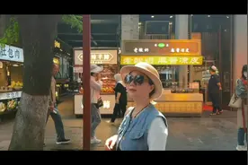 西安   上下五千年的历史古城 大唐不夜城视频封面