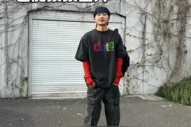 170米出片秘诀就是脚底靠近边线 #男生拍照教程 #出片秘诀  #搭配日记 #男生拍照的超简单动作  #outfit