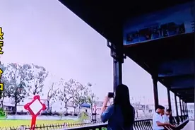 大家好！一首好听的歌热度三分钟送给大家谢谢！