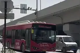 #西安公交视频封面
