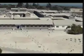 《光辉岁月》是黄家驹写给南非黑人领袖的一首感人至深的作品