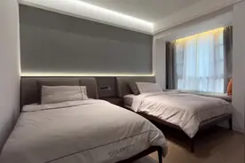 长辈房卧室两张床设计，分床不分房，更方便彼此的生活习惯视频封面