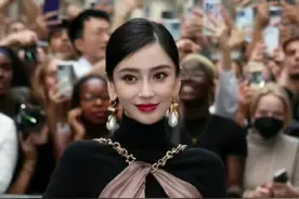 本该封杀的baby如今代言不断，连政界都有一席之地！ #杨颖 #杨颖baby #叶珂 #叶珂黄晓明 #娱乐圈