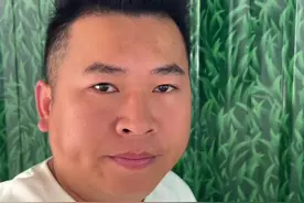 人家是会员…#银行排队那些事儿 #实在人说实在话 #老莫说点大实话 #老百姓关心的话题 #现实社会视频封面