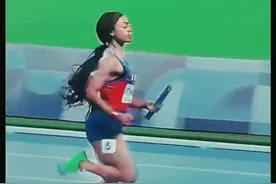 零零后女飞人理查德森#田径的魅力 #体育精神 #体育精神永不言败视频封面
