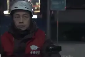 外卖小哥与交警小哥 的对话你觉得谁说的对？#上热门视频封面
