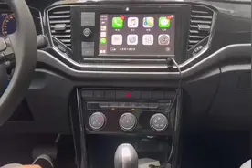 Carplay手机互联后观看视频，这么牛逼的骚操作#carplay手机互联视频封面