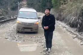 返乡创业到底有多难？看着这样的家乡很想努力做点什么，可是自己的力量又微不足道！视频有一点长，里面拍摄了我们村子的实际情况！#新农人计划2024 #返乡创业新农人 #我为家乡代言 #返乡创业青年视频封面