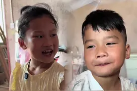 是姐弟，是手足，是一起长大一起玩耍、除了爸妈之外最亲最亲的人。愿你们长大相互信任理解支持鼓励！所遇皆温柔，所想皆成真！#我的乡村生活 #新农人计划2025 #姐弟日常 #懂事的孩子 #童年