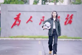#第115个“三八”国际妇女节  让我们以最诚挚的敬意视频封面