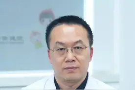 有基因（BRCA）突变将来会长癌吗？#乳腺癌 #乳腺ai #乳腺外科专家视频封面