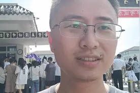 成都中考出成绩了，5+2外的高中，已经被5+2家长围攻了..视频封面