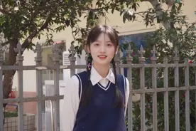 姐姐帮我在小区楼下拍的照#日系穿搭 #日系女孩 #记录真实生活视频封面