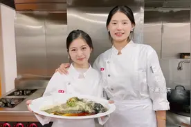 我承认你有点姿色，但是我的心里已经装满了党和人民。视频封面
