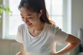 妇科健康与疾病科普 | 腰痛可能是妇科病信号！ #抖出健康知识宝藏 #健康无畏自在如她 #她们的精选 #腰痛 #妇科病