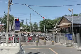 上行:D506次   沈阳——北京 下行:K7714/5次   邯郸——承德视频封面