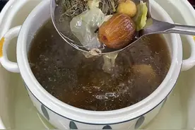 当家长的就怕孩子不吃，但又怕他太能吃爱積着#儿童汤谱 #适合孩子喝的汤视频封面