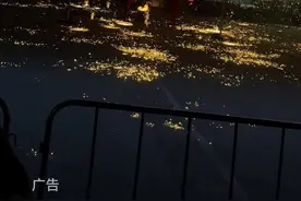 总要带着心爱的人在章丘看一场浪漫的打铁花吧#章丘章丘 #周末去哪玩 #打铁花 #夜市里的烟火气视频封面