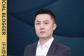 储户暂时安全，硅谷银行命运还在“待定区”#财经  #美官方：硅谷银行储户可支取存款 #经济危机视频封面