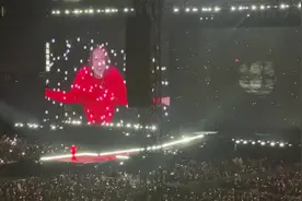 杭州大莲花8万人体育场合唱《外面的世界》太震撼了#莫文蔚