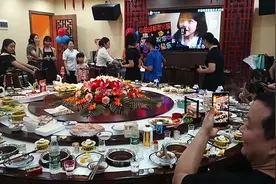 外生女20岁生日！第一次给她过生日！祝福：生日快乐！学业有成