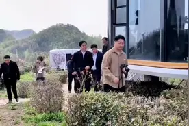 县委书记打卡南漳首座太空舱民宿#五一人气民宿推荐