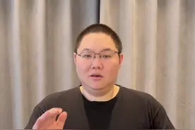 感谢各位祝福！23号晚八点，我们不见不散#呆妹儿小霸王 #呆妹官宣入驻抖音直播视频封面