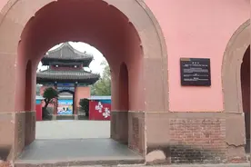 南郊公园举办青海同仁食品节。今天第1天开始。视频封面