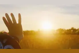 晒黑了，别掉以轻心！原来紫外线对我们伤害这么大！