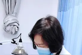耳朵发热，可能与胆经有关~ #胆经 #健康科普 #经络穴位视频封面