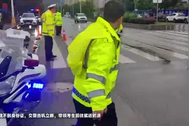 遗失身份证不慌张，水城交警暖心帮，派出所民警特事特办。 #高考视频封面