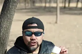 户外凡士林:减缓物理摩擦，增强燃烧时长，一专多用的凡士林，户外老炮都带它！#凡士林#户外好物#户外妙用#凡士林妙用#户外必备