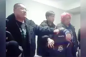 德云色彻底解散，继笑笑和西卡退出后，小孩也官宣退出#德云色 #笑笑 #西卡 #用电脑刷抖音有多爽 #抖音电脑版视频封面