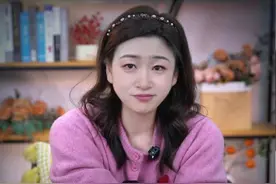 究竟是谁，让雅思天后都佩服？ 雅思做到全球认可度NO.1，幕后功臣竟是他！明晚19点，雅思官方神秘大咖，做客天后直播间！干货满满，福利多多，千万别错过！#雅思 #雅思备考  #britishcouncil  #雅思天后视频封面