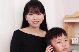 家里进小偷了，看小孩哥如何机智报警🚔#育儿经验分享 #学生党 #家长必读 #家里有孩子的一定要看完 #儿童安全视频封面