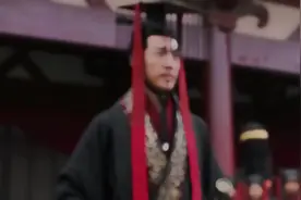 秦始皇嬴政（前259年—前210年），嬴姓，赵氏（一说秦氏），名政