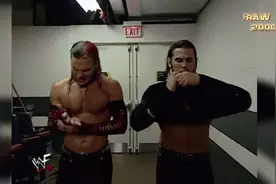 #上热门 #wwe #格斗 RAW2000（周赛）哈迪兄弟 对战 达德利男孩视频封面