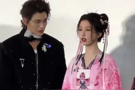 炸火花不会了 就找师傅 #永夜星河 #虞书欣#丁禹兮是虞书欣的炸火花特效