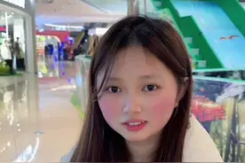 小明是夏天生的 为什么在冬天过生日#街头采访 #内容启发搜索