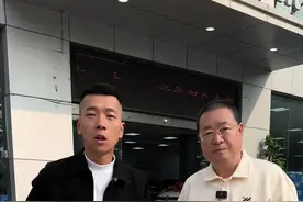 #置换补贴 来了，买新车，要补贴，往店里走，卖个高价还能拿补贴！ 凯哥玩车，西安商务局指定的置换补贴商家！ #西安二手车 #汽车以旧换新政策 #二手车 #西安置换补贴