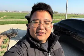 小院改成了创业基地，今天小院的人气爆棚，长辈邻居们都来了，这种热闹的感觉很开心#记录真实生活 #农村老家视频封面