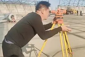 新的一年最值得拥有的设备，新年快乐#激光找平仪 #高精准测量仪 #自动找平水平仪视频封面