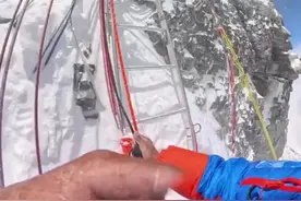 “珠峰南北双登”湖南第一人唐玲：生死极限后，她哭着第二次站上世界之巅视频封面