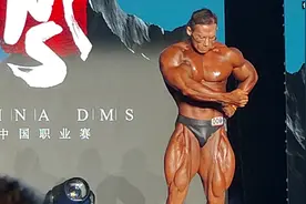 雷英琪个人展示，上海职业赛古典#健美 #dms上海职业赛 #奥赛视频封面
