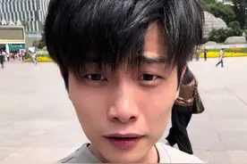 每个年代都有一定的回忆， 有句话说得好：当初你我斜刘海，如今已成地中海 #社恐 #文艺复兴