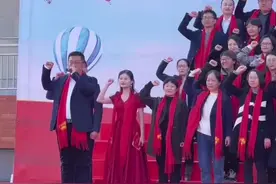 枣庄三中新城校区高三老师你们辛苦了！ #高考百日誓师 #高考倒计时100天 #25届高考倒计时 #以梦为马不负韶华 #高三加油视频封面